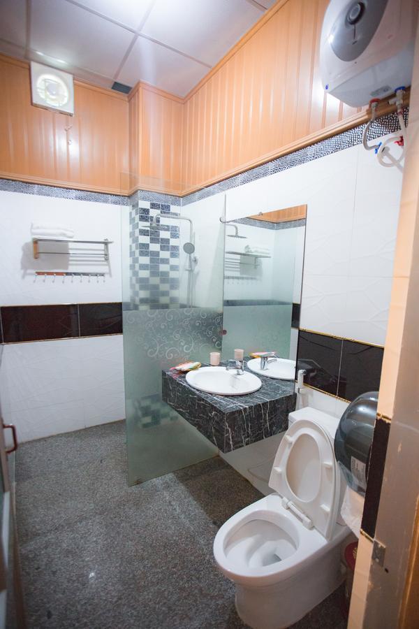 Tỉnh Kontum Tay Nguyen Hotel מראה חיצוני תמונה