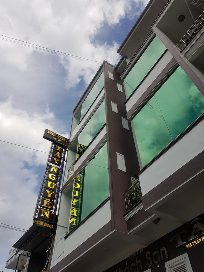 Tỉnh Kontum Tay Nguyen Hotel מראה חיצוני תמונה